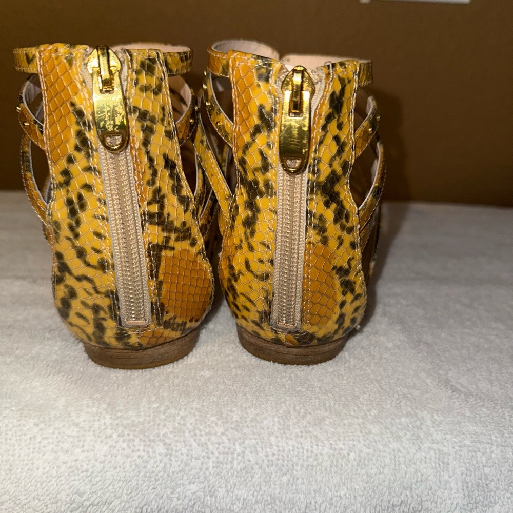 Rachel by Rachel Roy gladiator sandals - Picture 2 of 5